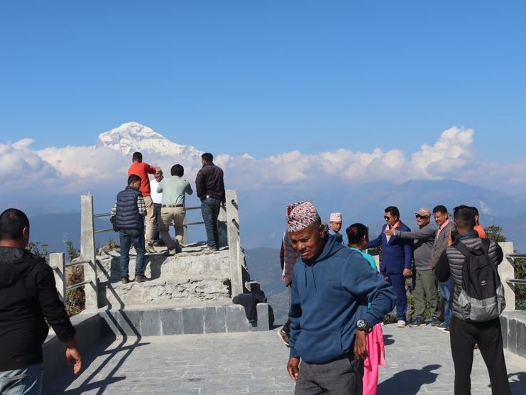 बेलढुंगामा आन्तरिक पर्यटकको चहलपहल